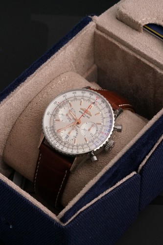 Breitling navitimer b01 - navitimer,