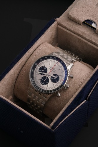 Breitling navitimer b01 - breitling,